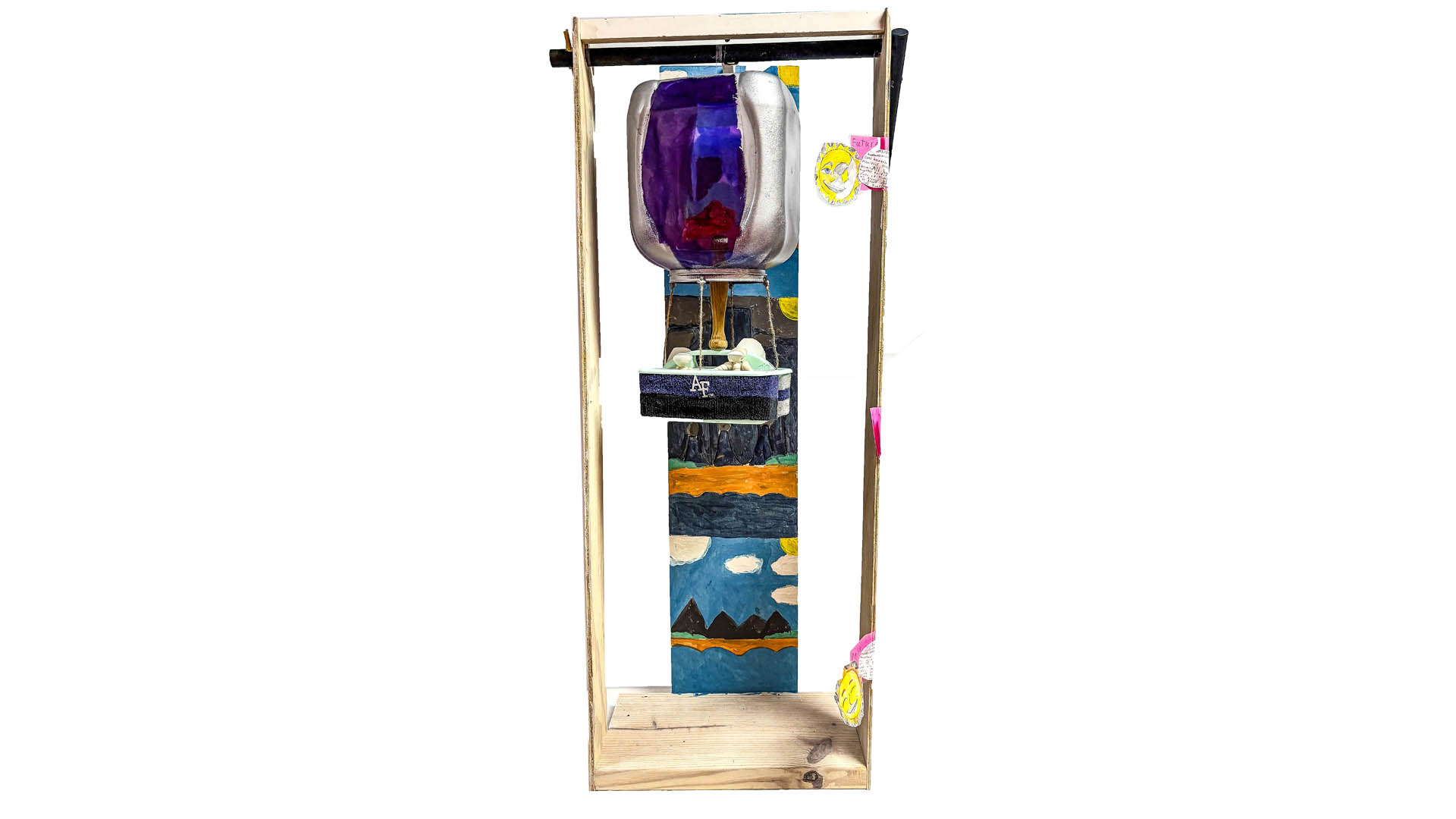 1st place ESE<br />
PHOEBE 2.0<br />
Malachi Grimes, Emily Colon, Andrew Nguyen,<br />
Sharony Aragon-Rodriguez, Janiel Montoya<br />
Teacher: Jackie Lucas Leto